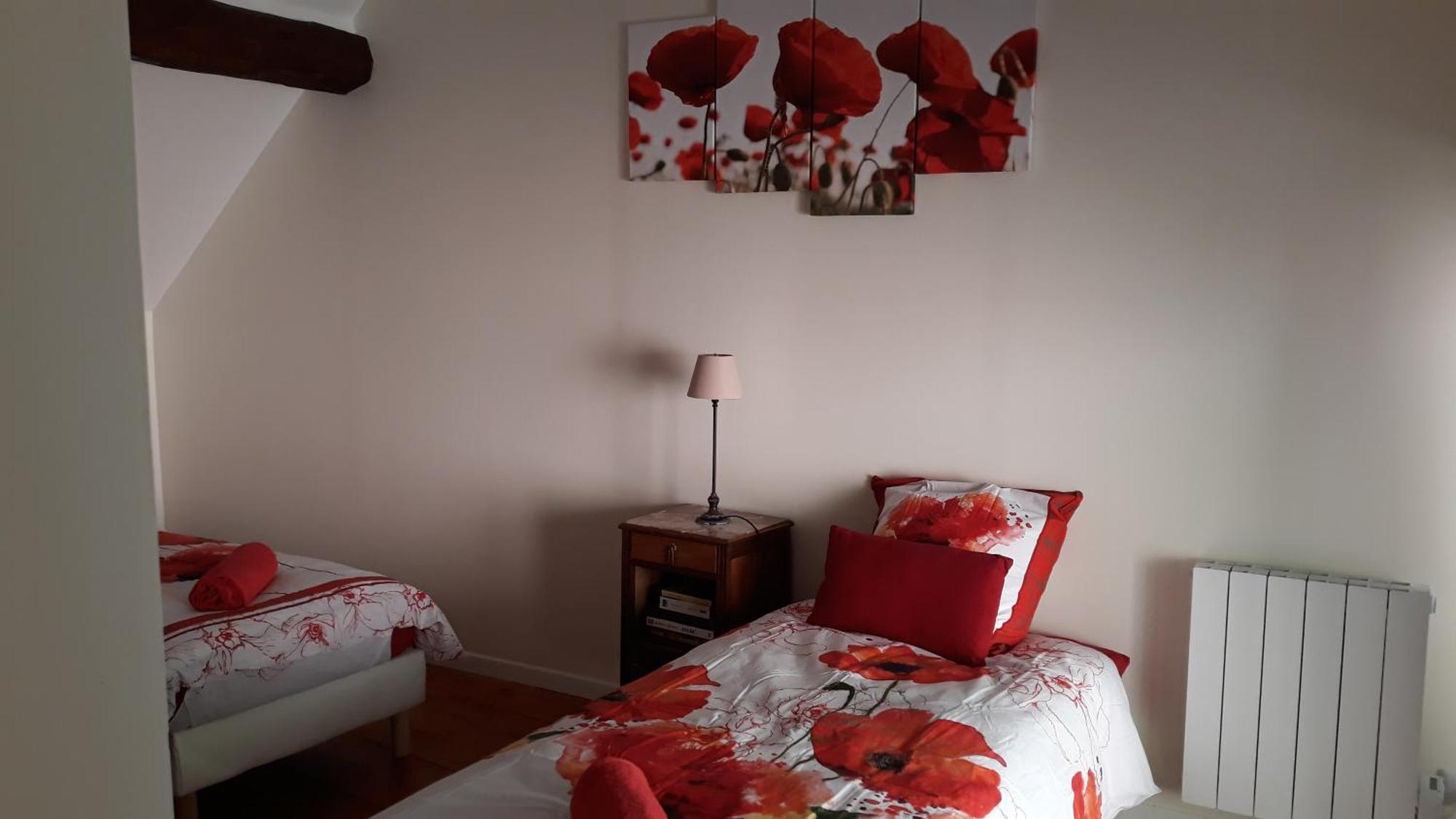 Hotel La Maison Rose: Lieu Atypique Nemours Exterior foto
